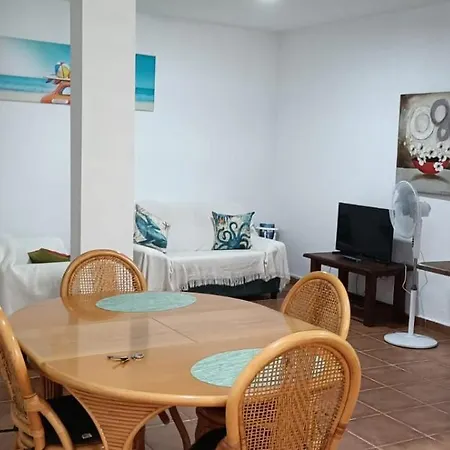 Appartement En Un Bajo 2 Camas Individual Casa Compartida *